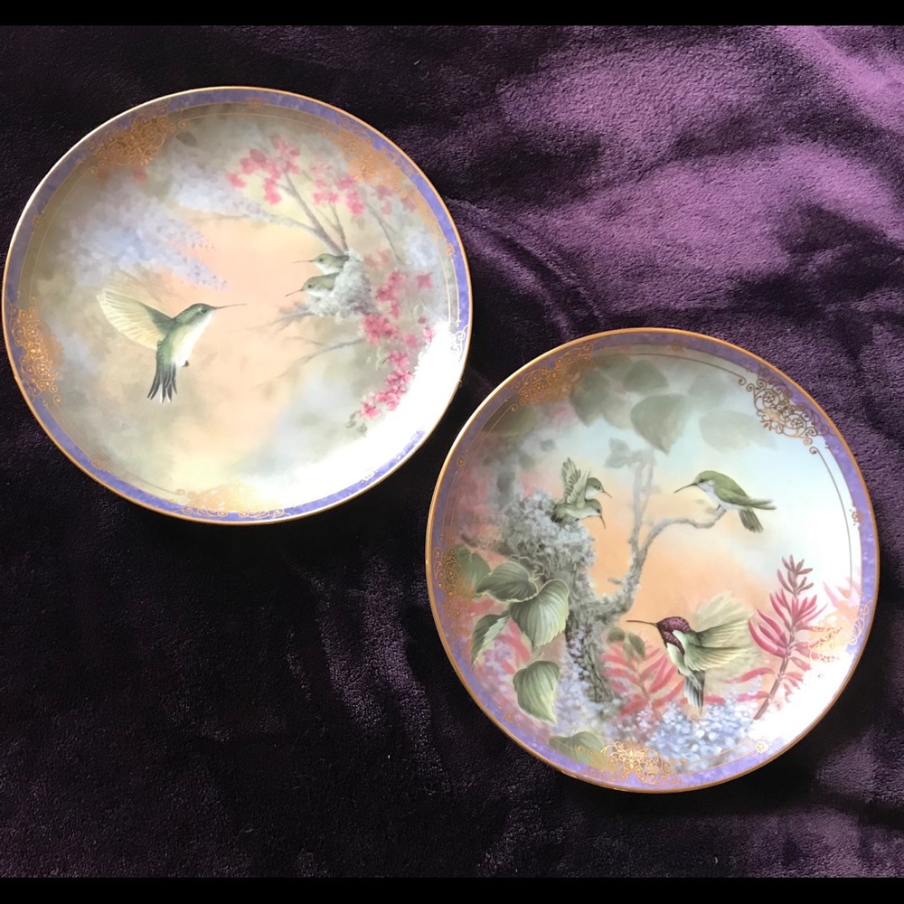 Hummingbird Porcelain Plate Set
